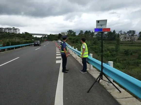湘潭高速公路钢护栏
