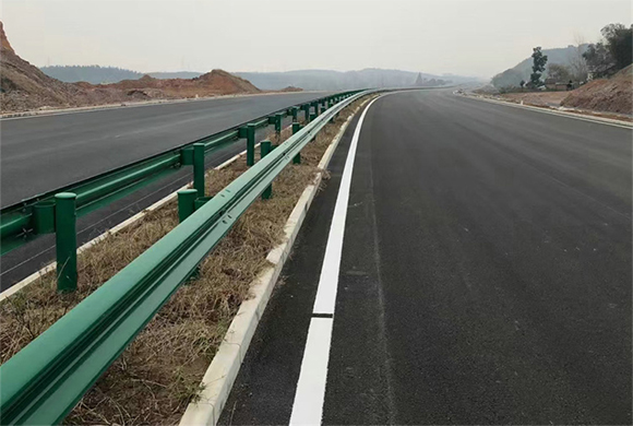 湘潭公路波形护栏