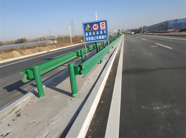 湘潭公路护栏守护安全横跨多个行业的应用
